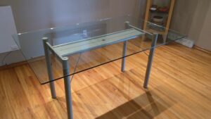 Kitchen – Dining Room Table – Glass Top